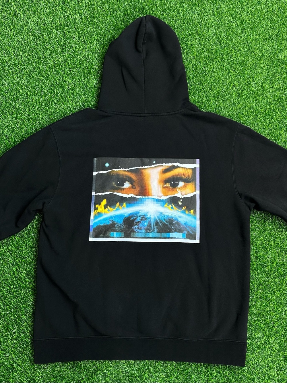 HUF Black World Crying Graphic Pullover Hoodie